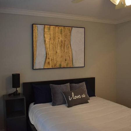 Townhouse Near Midtown Appartement Houston Buitenkant foto